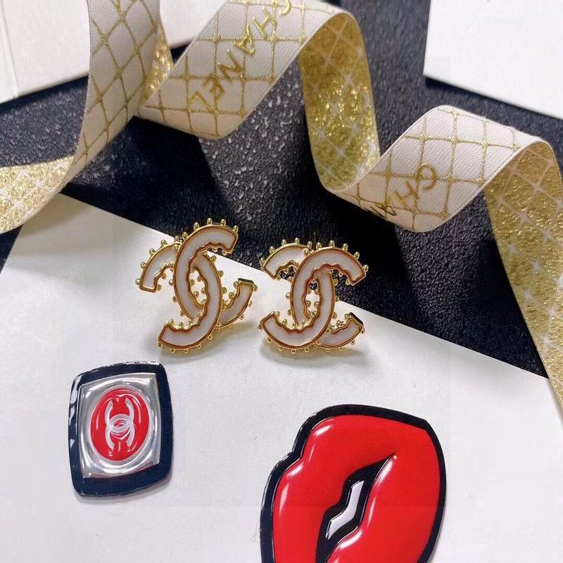 Chanel Earrings 550